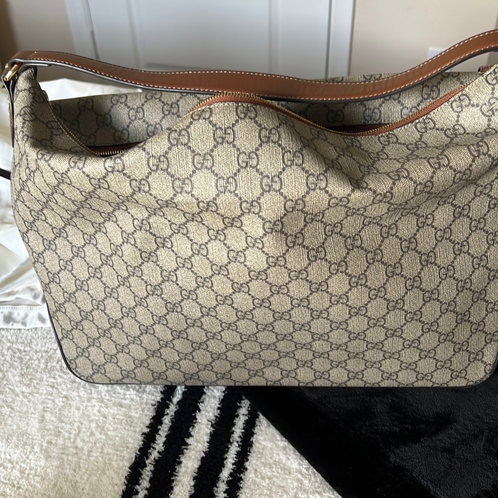 Gucci Hobo bag